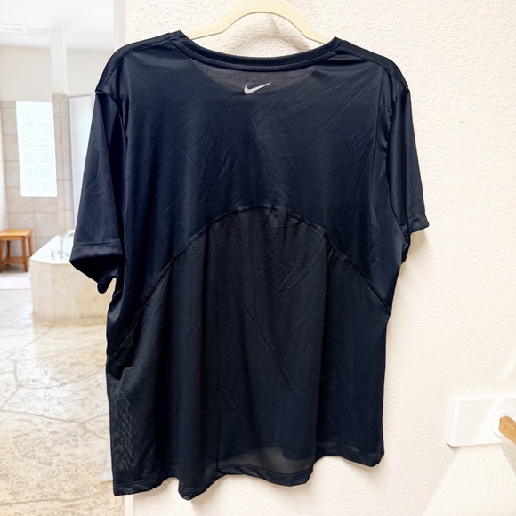 NEW Nike Miler Short-sleeve Running Top Black 1X NWOT Plus - Picture 5 of 5
